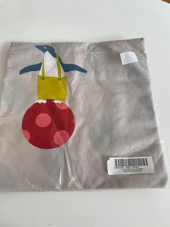 Taie d’oreiller gris thème cirque 63x63 cm