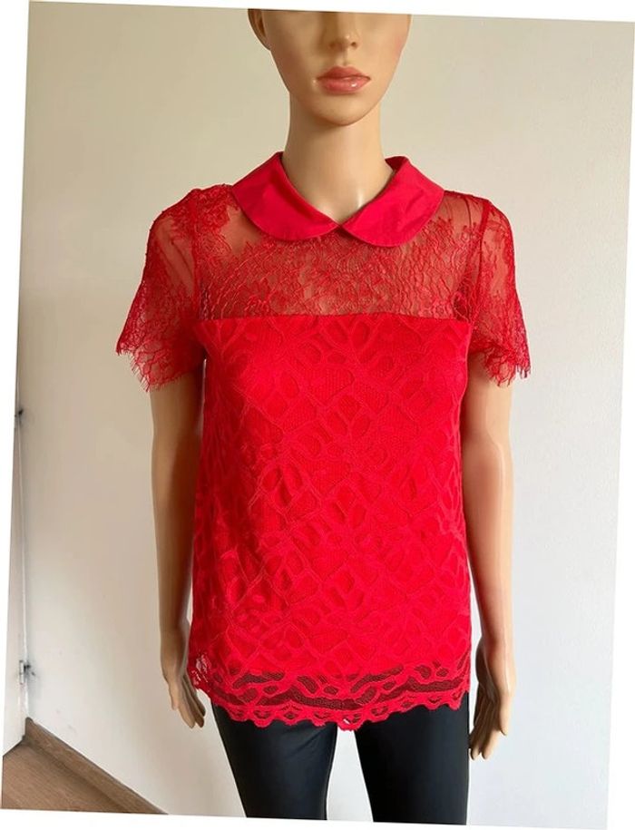 Haut rouge en dentelle à manches courtes Morgan taille S jamais porté