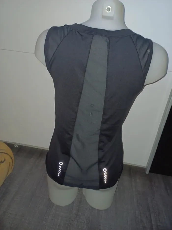 Débardeur de sport respirant taille M - photo numéro 4
