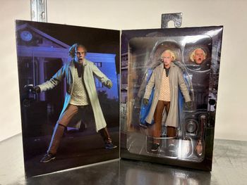 Retour vers le Futur 1 - Figurine NECA de Doc Brown 18cm