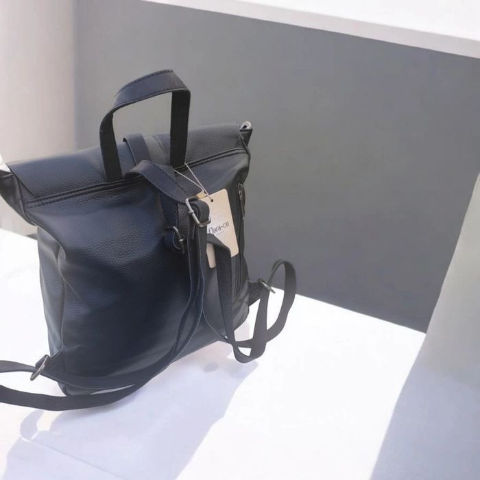Sac à dos noir cuir polyuréthane - photo numéro 4