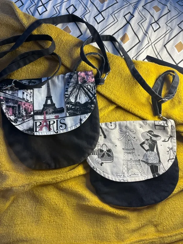 2 petits sacs
