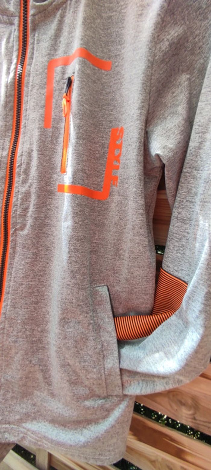 Hoodie zippé, gilet, sweatshirt pour enfant - photo numéro 5