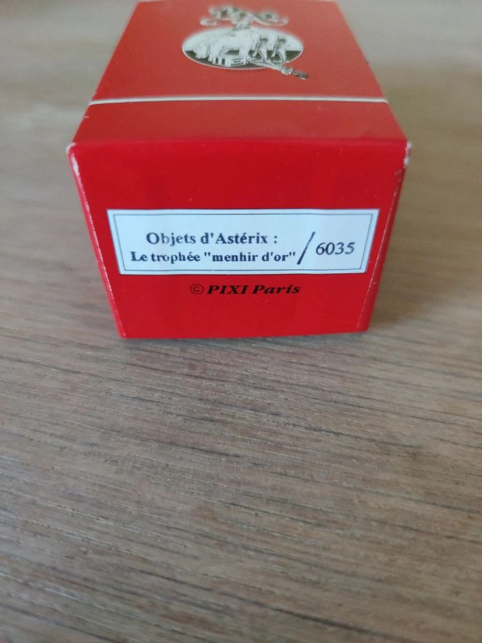 Astérix Pixi 6035 le trophée menhir d'or - photo numéro 4
