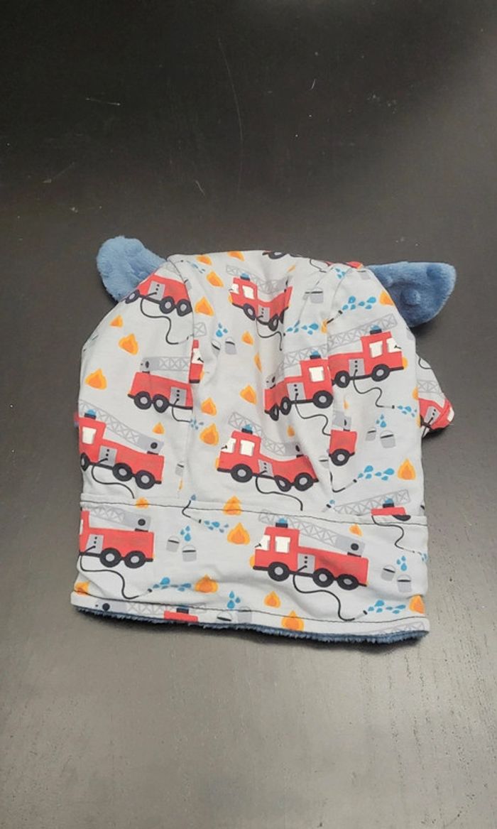 Bonnet - photo numéro 2