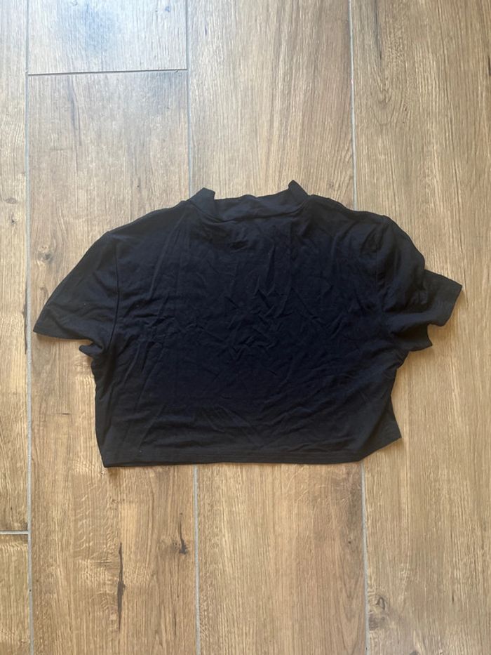 T-shirt court croc top SHEIN taille 11-12 ans - photo numéro 2