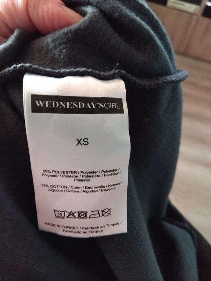 Robe Wednesday's Girl - photo numéro 5