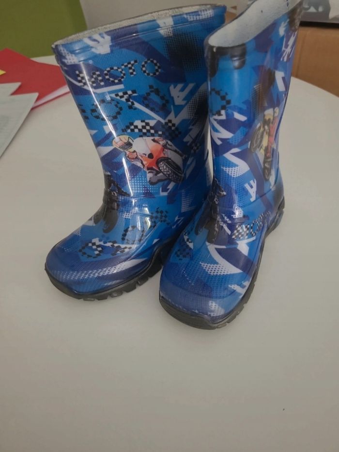 Botte de pluie 24-25 - photo numéro 3