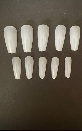 Faux ongles beige + 10g de colle