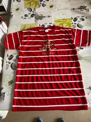 TEE shirt