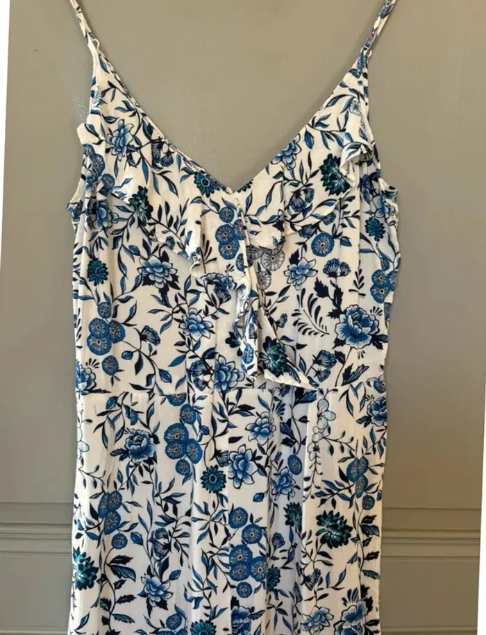 Combinaison bleue et blanche à fleurs taille M - photo numéro 2