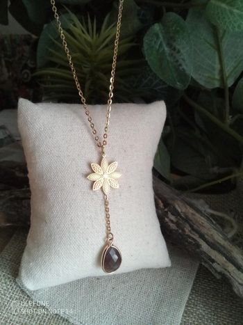 Collier améthyste et fleur dorée