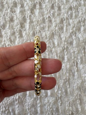 Bracelet jonc thaïlandais doré noir blanc ouvert taille S