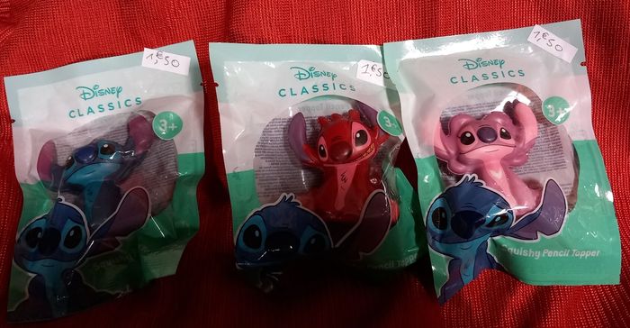 Lot figurines stitch
