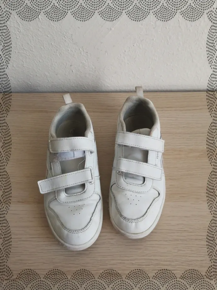 Baskets Reebok pointure 33 - photo numéro 2