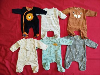 Lot 6 pyjamas 1 mois