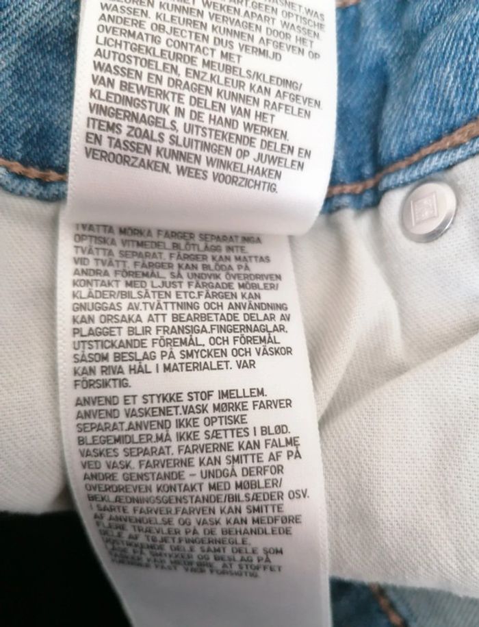 Short en jean Uniqlo taille 38 cm - photo numéro 8
