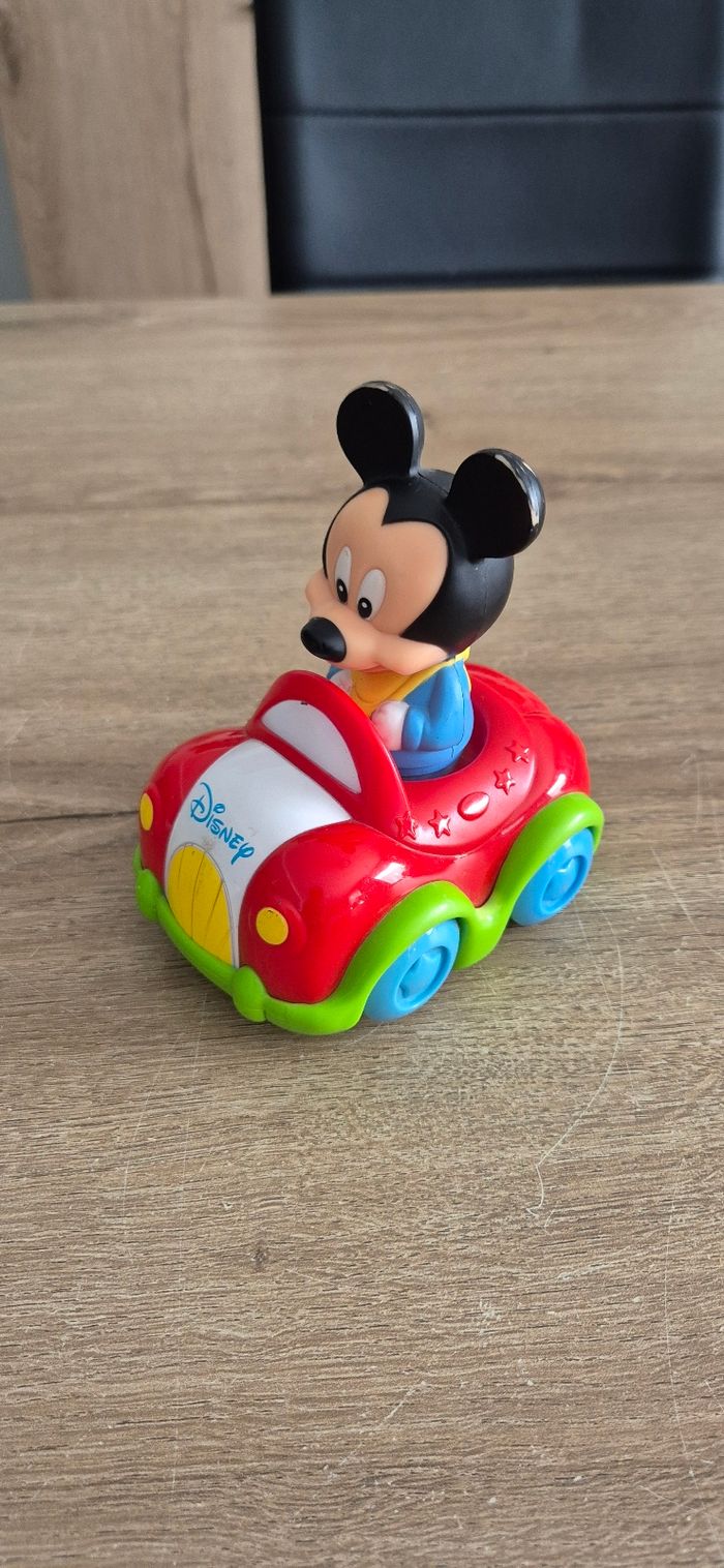 Voiture à pousser Mickey