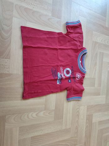 T short rouge