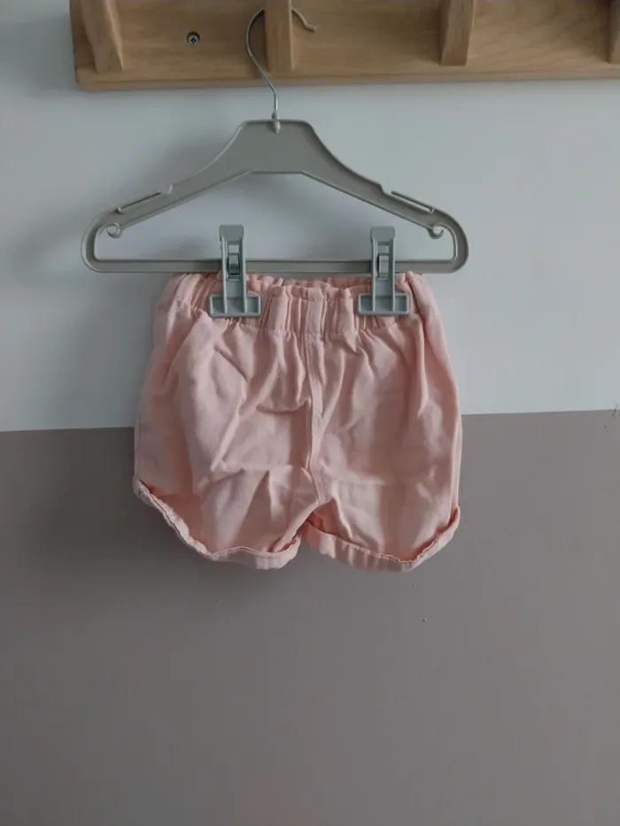 Short 18 mois - photo numéro 3