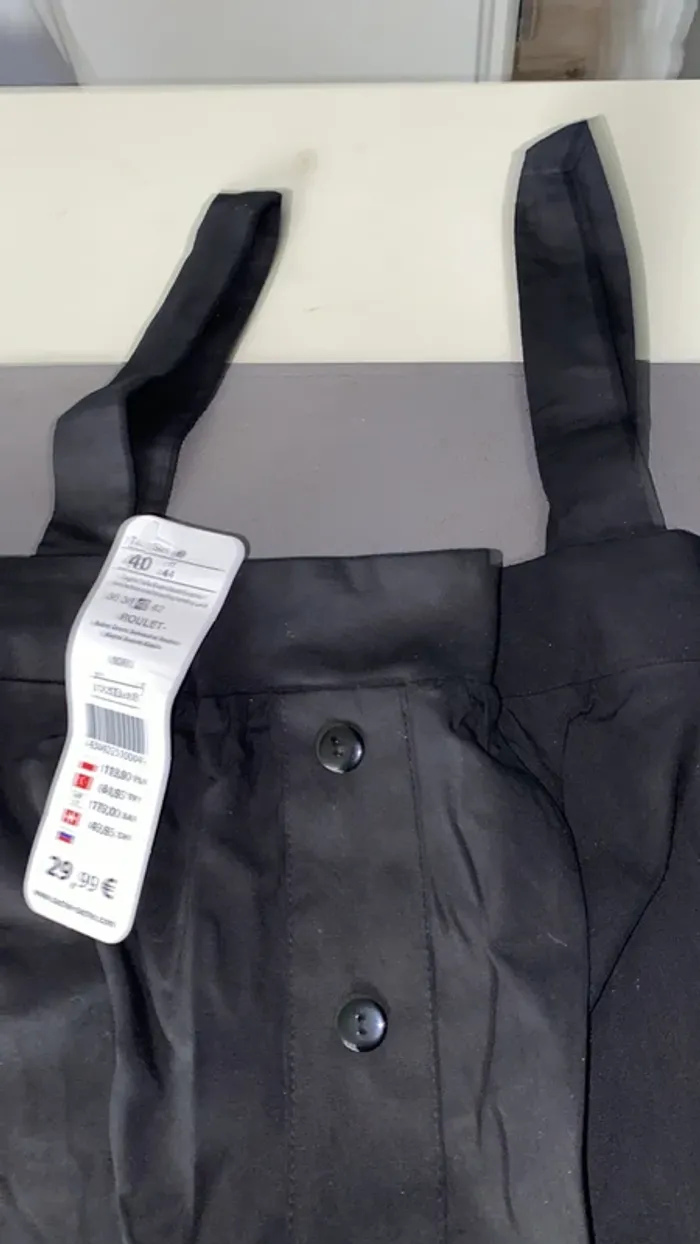 Robe neuve taille 40 no - photo numéro 4