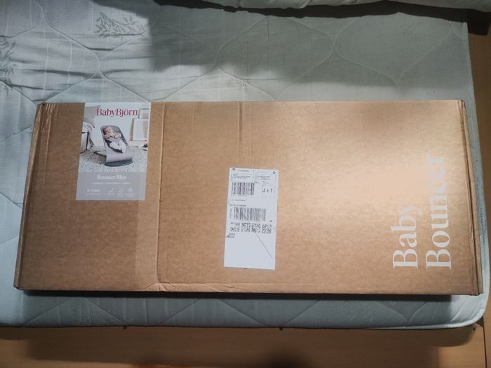 Vend transat babybjorn neuf pas déballer doublon cadeau valeur 180€ - photo numéro 4