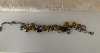 Bracelet fantaisie à cœurs