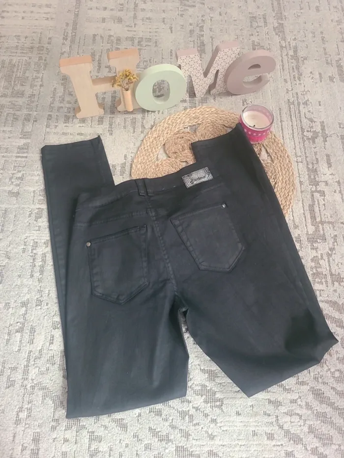 Pantalon noir simili cuir _ taille 34/XS - photo numéro 3