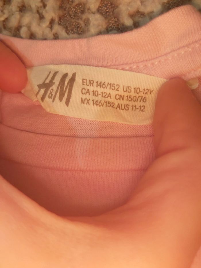 T-shirt h&m taille 10/12ans 146/152cm - photo numéro 2