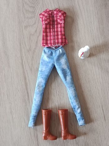 Vêtements barbie fermière