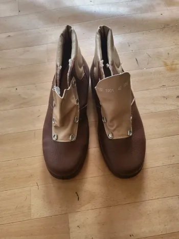 Chaussure de sécurité neuve pointure 42