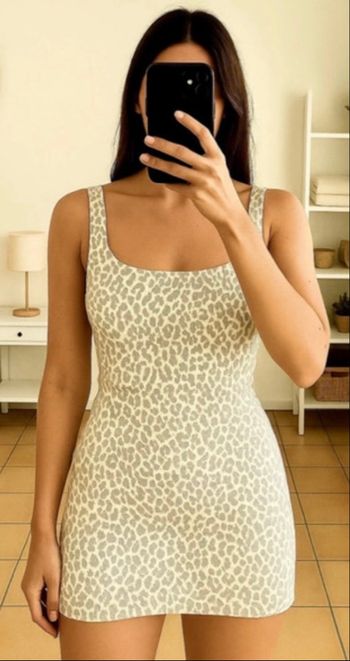 Belle robe gris noir anis camaïeu 36