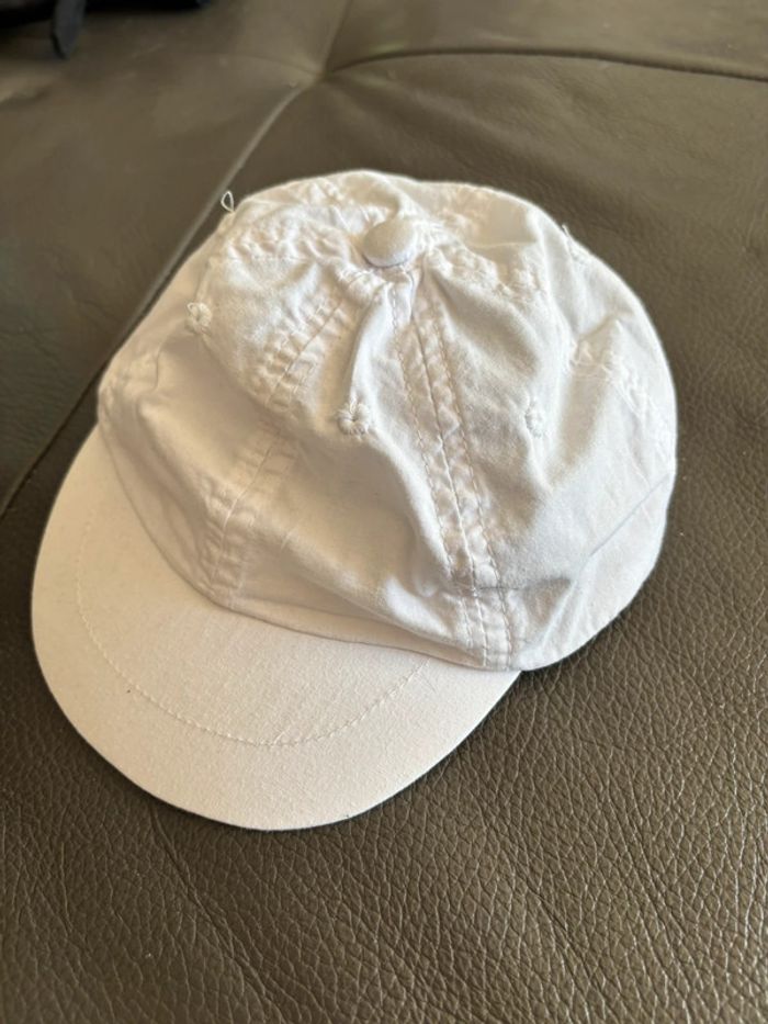 Casquette blanche taille 45