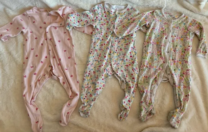 Lot pyjamas mi saison - taille 6/9 mois