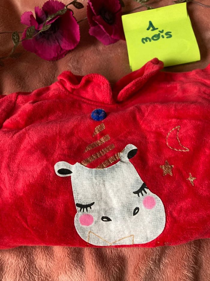 Pyjama velours rouge - 1 mois - photo numéro 4