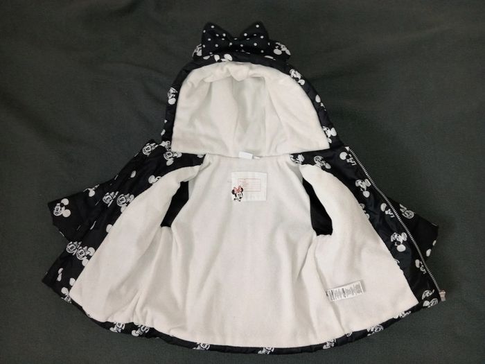 Manteau bébé Minnie taille 9 mois, chaud et mignon - photo numéro 4