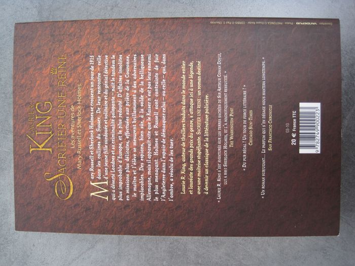Livre "Sacrifier une reine" Laurie R. King - photo numéro 2