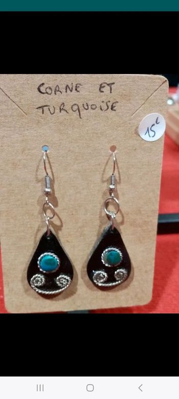 Boucle doreille amerindienne corne et turquoise