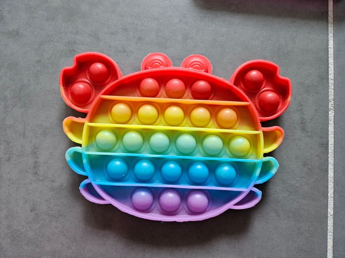 Lot de 4 Pop it, jouets sensoriels anti stress à bulles, Vraiment comme Neufs, très très propres - photo numéro 2