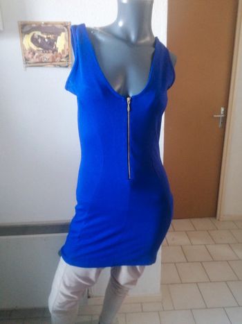 Robe taille s