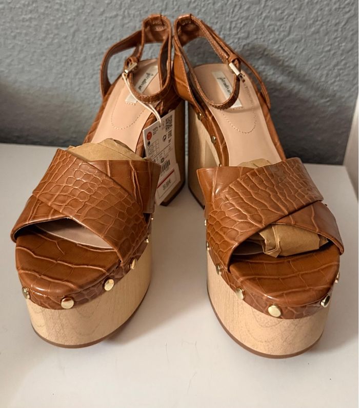 Sandales pour femmes NEUF - photo numéro 3