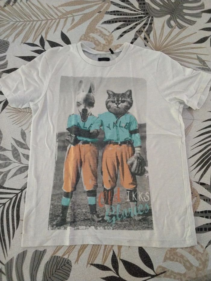 Tee shirt blanc avec animaux IKKS 8 ans