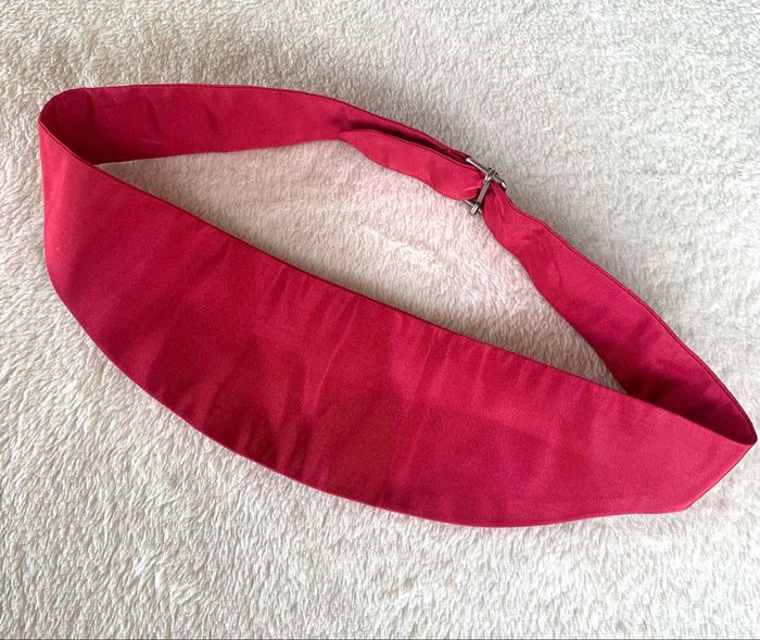 Ceinture en tissus enfant couleur rouge bordeaux. - photo numéro 1