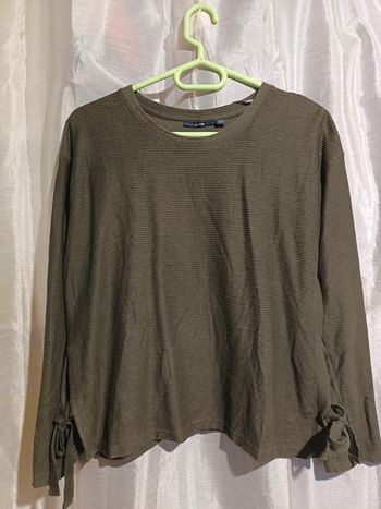 Pull léger kaki de kiabi 38 réf 106 P3