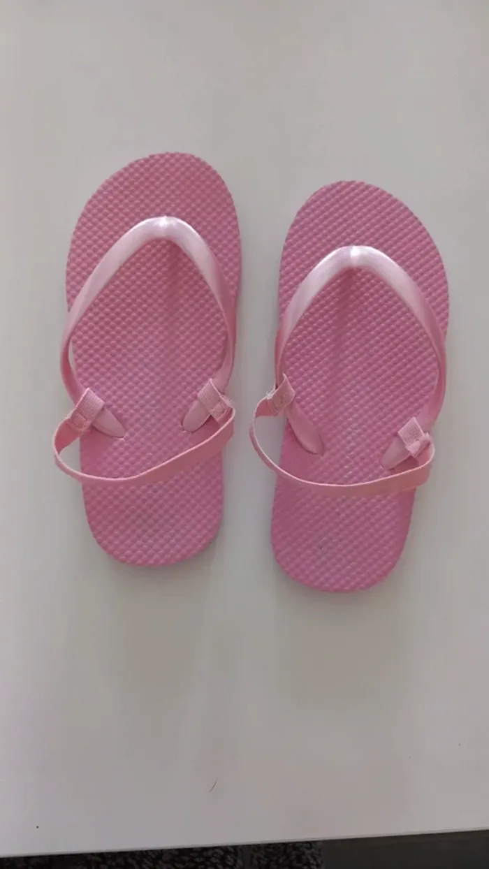 Tongs roses Primark