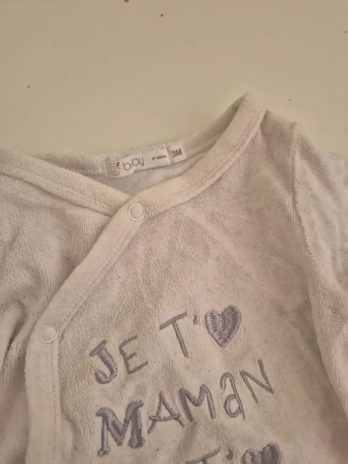 Pyjamas 3 mois - photo numéro 2