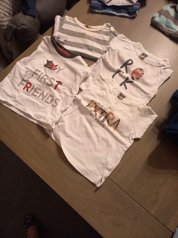 Lot 4 t shirts