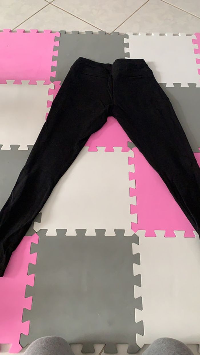 Legging bershka taille S - photo numéro 2