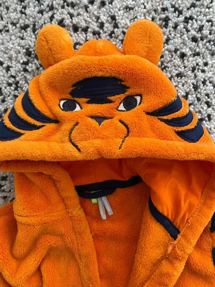 Robe de chambre tigre 2 ans - photo numéro 3