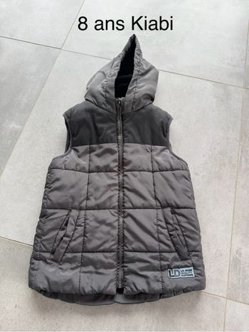 Doudoune sans manches 8 ans intérieur polaire Kiabi 